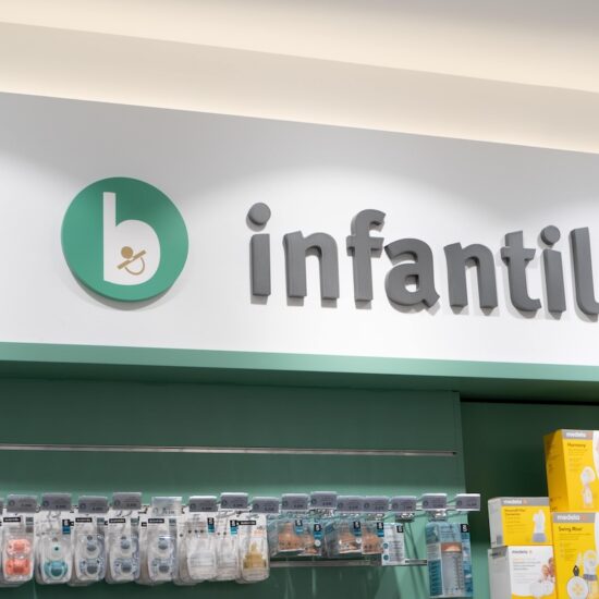 Letras Corpóreas 7 - Farmacia Balanguera